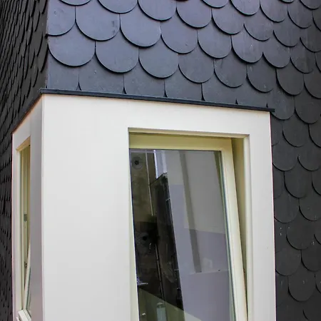 Trendy Heritage Apartment *