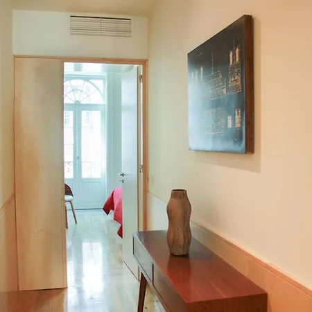 Trendy Heritage Apartment